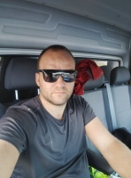 Парень  – Фото 1