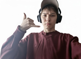 Парень 19 (170) ищет женщину до 50 для секса и экспериментов без границ – Фото 1